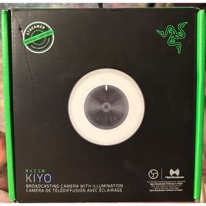 Razer Kiyo Webcam with Built-in Lighting - Black